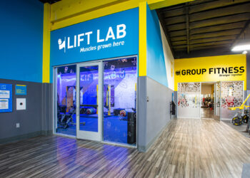 The right way to Use Hip Thrust Machine: Glute Ideas + Video