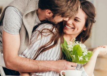 160 Quick Love Quotes for Him and Her (Romantic Sayings and Messages)