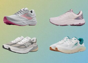 13 Finest Strolling Footwear for Large Toes | 2025 Picks