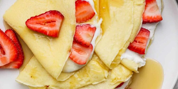 Blended Cottage Cheese Crepes (10g protein!)