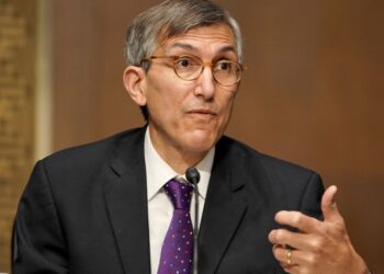 Ex-FDA Official Warns of an “Rising Anti-Vaccine Tone”