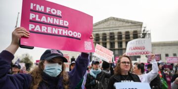 Trump Administration Freezes Title X Funding to 16 Teams