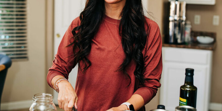 How one can make a Mason Jar Salad