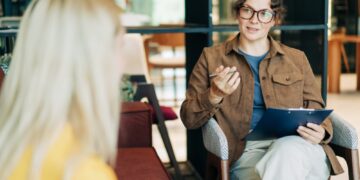 Simply how good are completely different psychotherapies for widespread psychological well being issues?