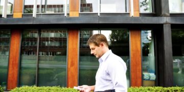 Utilizing Cisco Controllers to Meet Monetary Regulatory Necessities