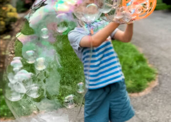 Bubbles and Books • Kath Eats