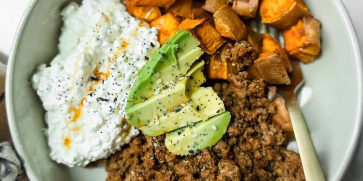 Candy Potato Scorching Honey Floor Beef Bowls