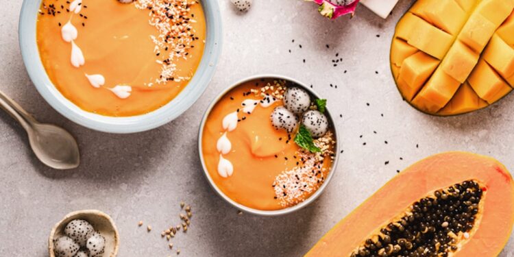 Tips on how to Keep away from Bloating This Summer time With These 5 Papaya Snacks