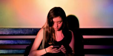 Smartphone bans in faculties should not related to higher psychological wellbeing or diminished screen-time out of college