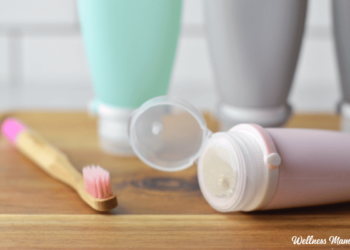 Squeezable Do-it-yourself Toothpaste