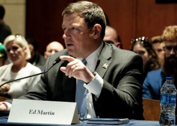 Medical journals hit with threatening letters from Justice Division : Photographs