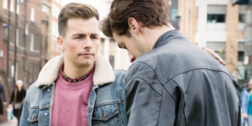 17 Methods To Develop into Extra Emotionally Obtainable and Open