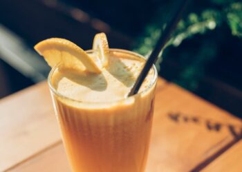GLP-1 Boosting Smoothie Recipes We’re Sipping for Weight Loss