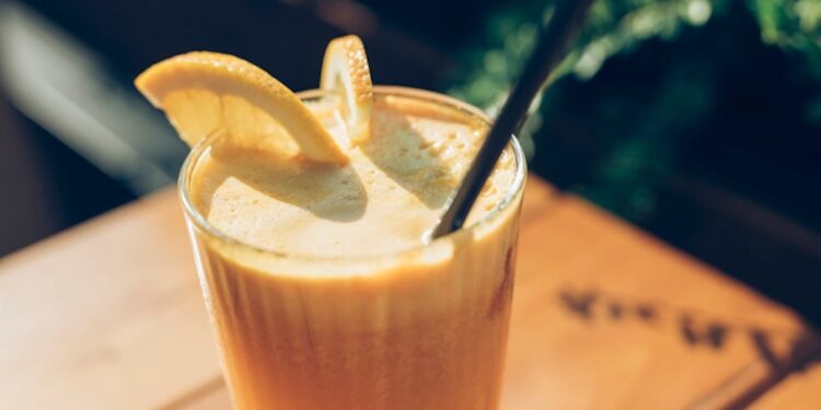 GLP-1 Boosting Smoothie Recipes We’re Sipping for Weight Loss