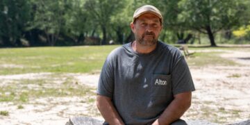 The ‘Huge Lovely Invoice’ may result in thousands and thousands shedding medical insurance : Photographs