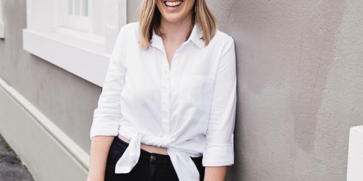 Episode 547: [PART 4] Energy Publishing + Why It is The Secret To Persistently Posting Content material