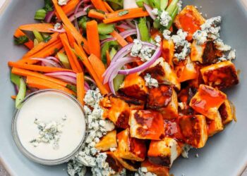 Crispy Buffalo Halloumi Salad – Match Foodie Finds