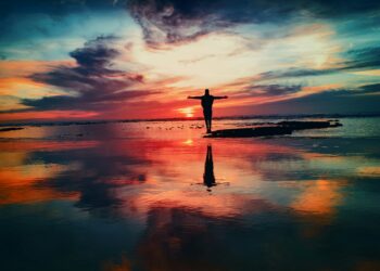 Looking, unpacking and naming analysis into subjective experiences: the SUNRISE examine.