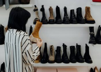 The Hazard of Assuming Your Expertise Is Common