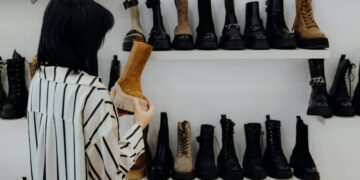 The Hazard of Assuming Your Expertise Is Common