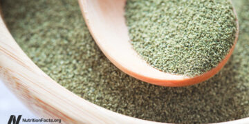 Why I Don’t Suggest Moringa Leaf Powder 