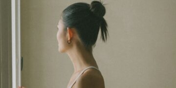 Well being Suggestions for Wholesome Hair: Rethinking the Slicked-Again “Do”