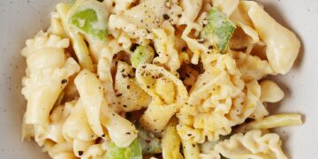 Roasted Garlic Tahini Sauce (for Pasta)