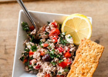 Greek Tuna Salad • Kath Eats