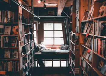 How To Flip Your House Into A E-book Lover’s Paradise