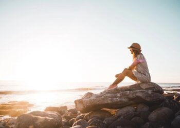 Relatable and Optimistic Sayings To Assist You Transfer on From Heartbreak