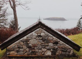 The right way to apply leisure like a hobbit