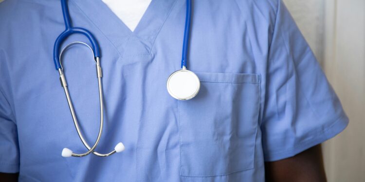 Pragmatic prescribing: why GPs supply beta-blockers for nervousness, regardless of guideline gaps