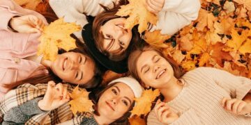 35 Quick Humorous Fall Quotes That Will Make You Smile