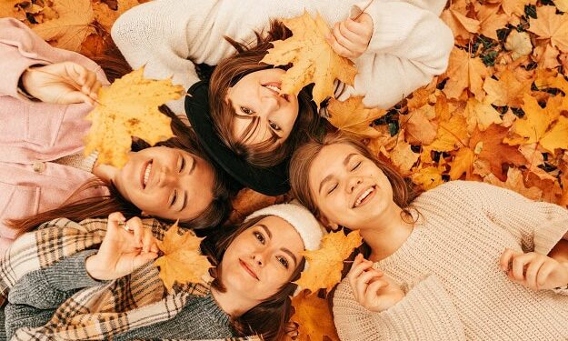 35 Quick Humorous Fall Quotes That Will Make You Smile