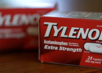 Trump’s Tylenol recommendation: What ought to mother and father do? : Photographs