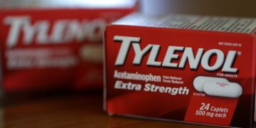 Trump’s Tylenol recommendation: What ought to mother and father do? : Photographs