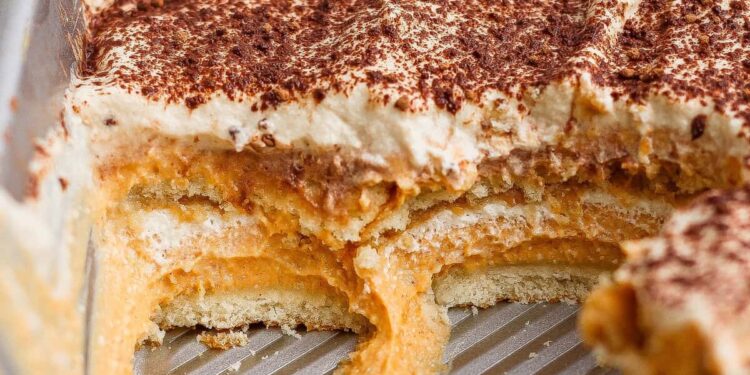 Pumpkin Tiramisu (Tasty Fall Dessert!)