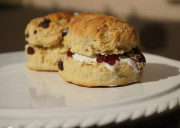 Traditional English Scones