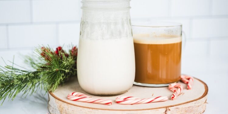 Selfmade Peppermint Mocha Creamer (Dairy-Free)