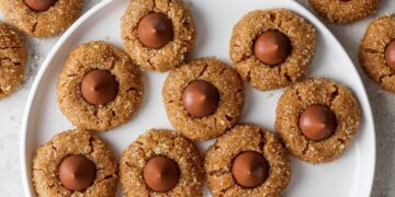 Flourless Peanut Butter Blossoms – Match Foodie Finds
