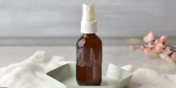 DIY Natural Throat Spray Recipe