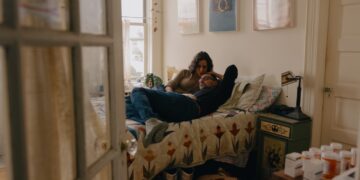 As costs rise, girls search inexpensive insurance coverage for his or her households : Photographs