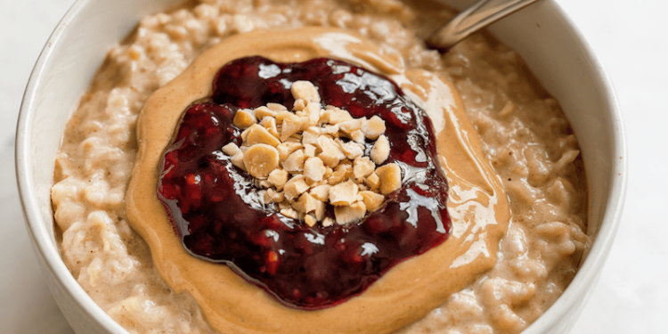 Peanut Butter and Jelly Protein Oatmeal [vegan + gluten-free] • Wholesome Helper