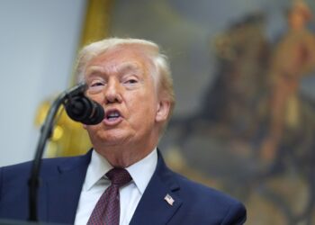 Trump takes 325 mg of aspirin day by day. What do consultants consider that? : Pictures