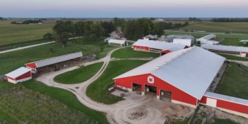 Add medical health insurance prices to issues dealing with American farmers : Pictures