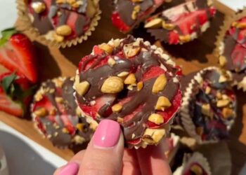 Frozen Peanut Butter Banana Cut up Cups