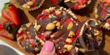 Frozen Peanut Butter Banana Cut up Cups