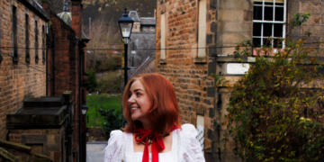 Scottish Spirit: Medievalcore Model, Edinburgh Trend & Gaelic Tradition