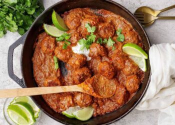 Creamy Butter Rooster Meatballs (in half-hour!)