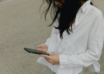 Put the Cell Telephone Down at These Key Occasions, This is Why